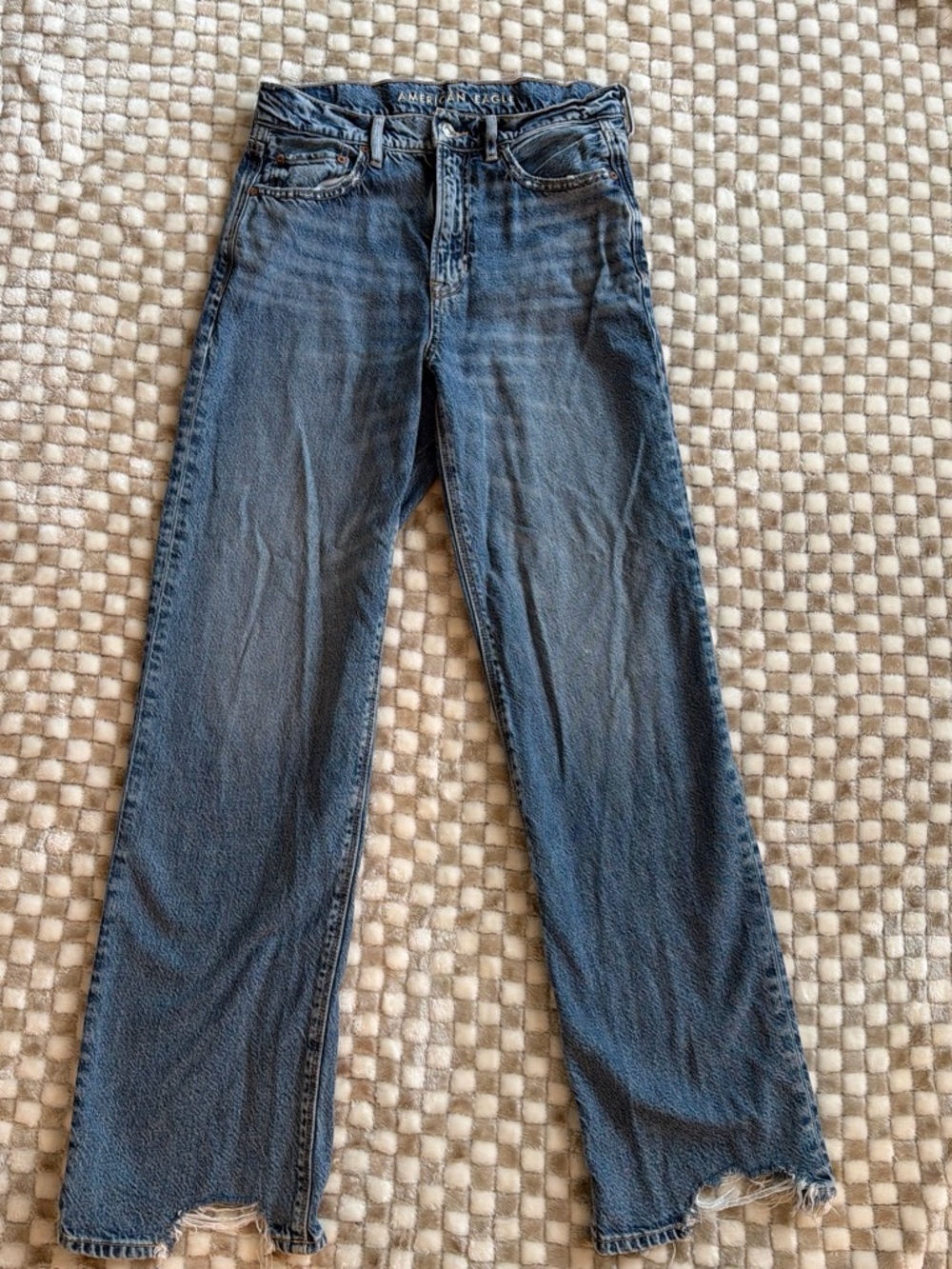 American Eagle Outfitters women’s high rise baggy Jeans